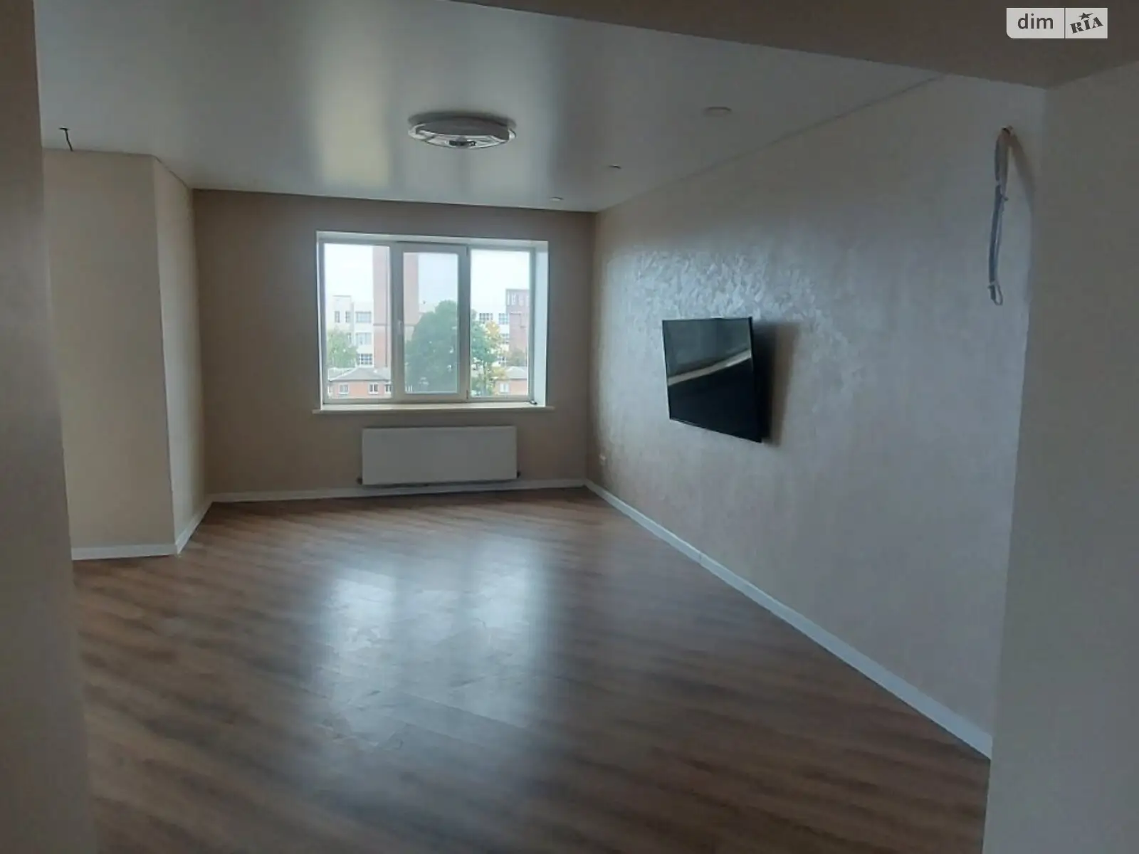 Продается 3-комнатная квартира 114 кв. м в Ромнах - фото 3