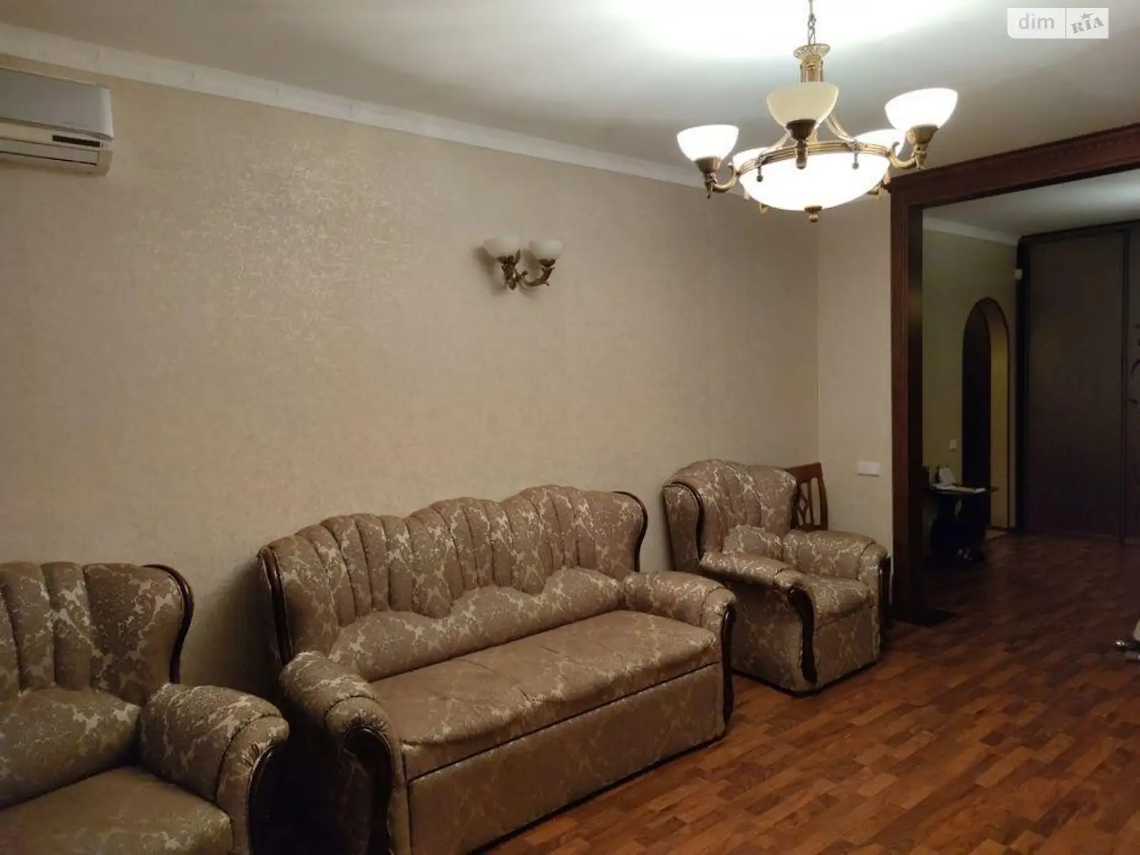 Продается 3-комнатная квартира 97 кв. м в Киеве, ул. Елены Пчилки, 2Б - фото 1
