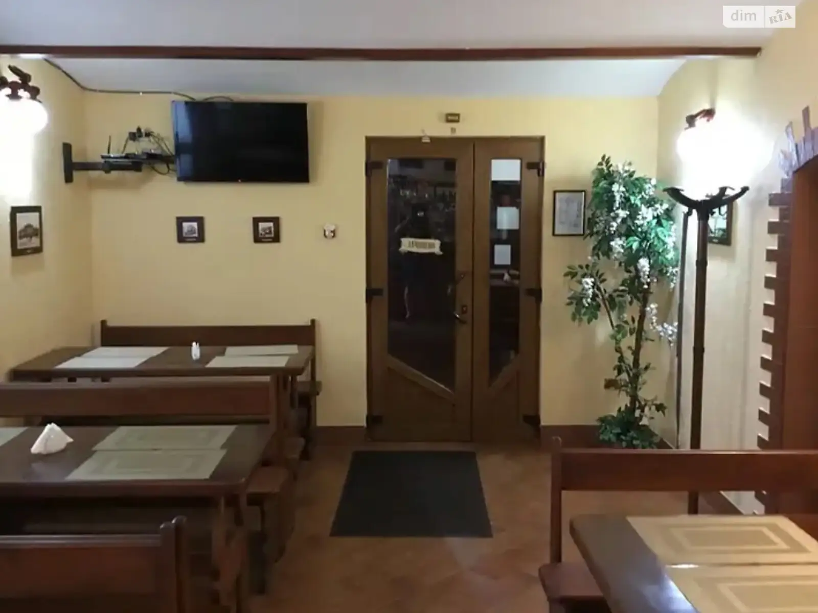 Продается офис 62 кв. м в бизнес-центре, цена: 88885 $ - фото 1