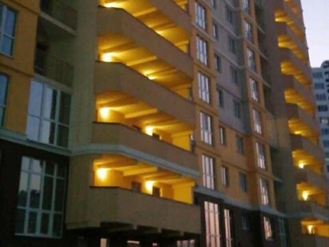 Продается 3-комнатная квартира 83 кв. м в Броварах, ул. Киевская