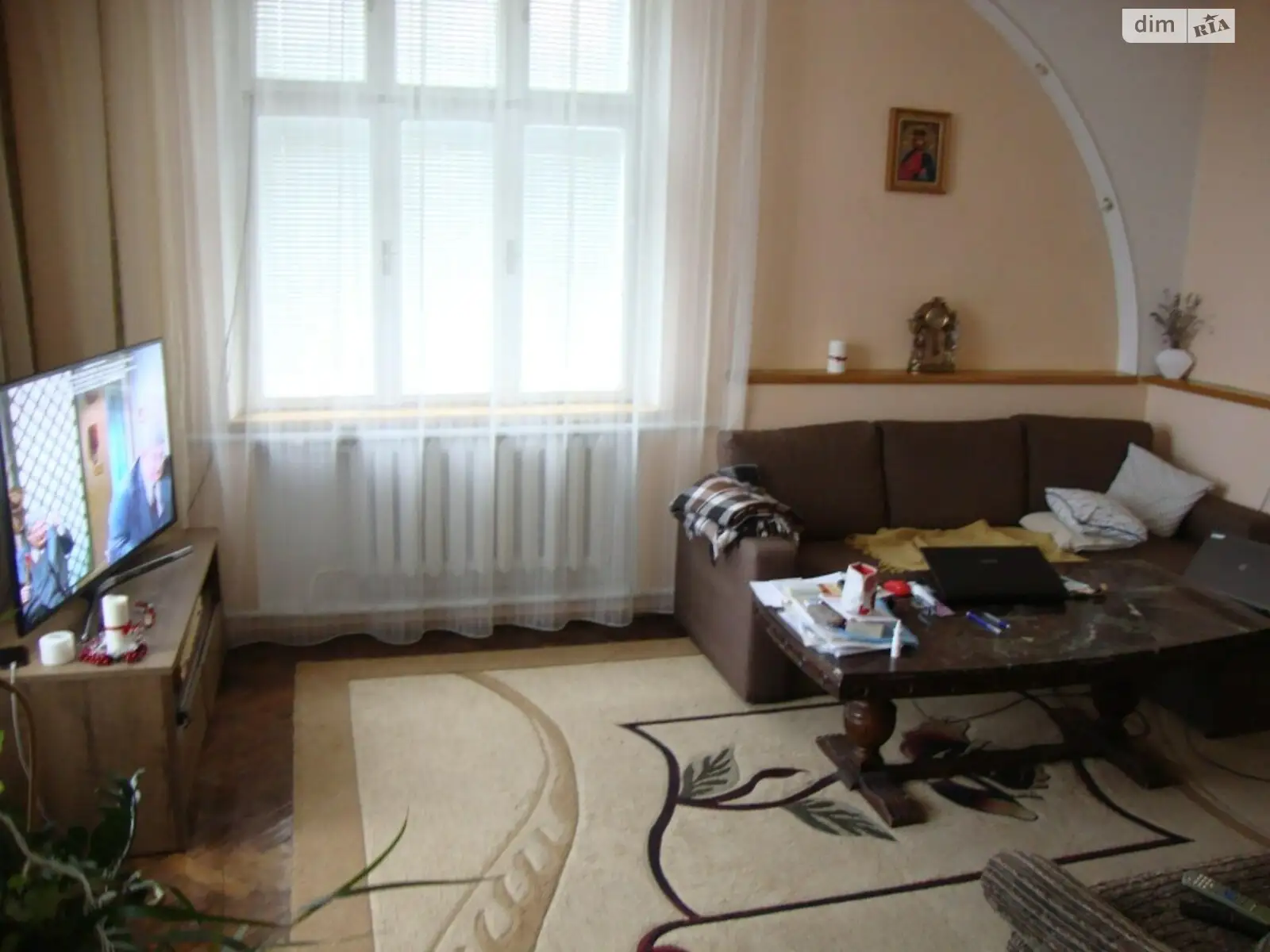 Продается дом на 2 этажа 252 кв. м с участком, цена: 55555 $ - фото 1
