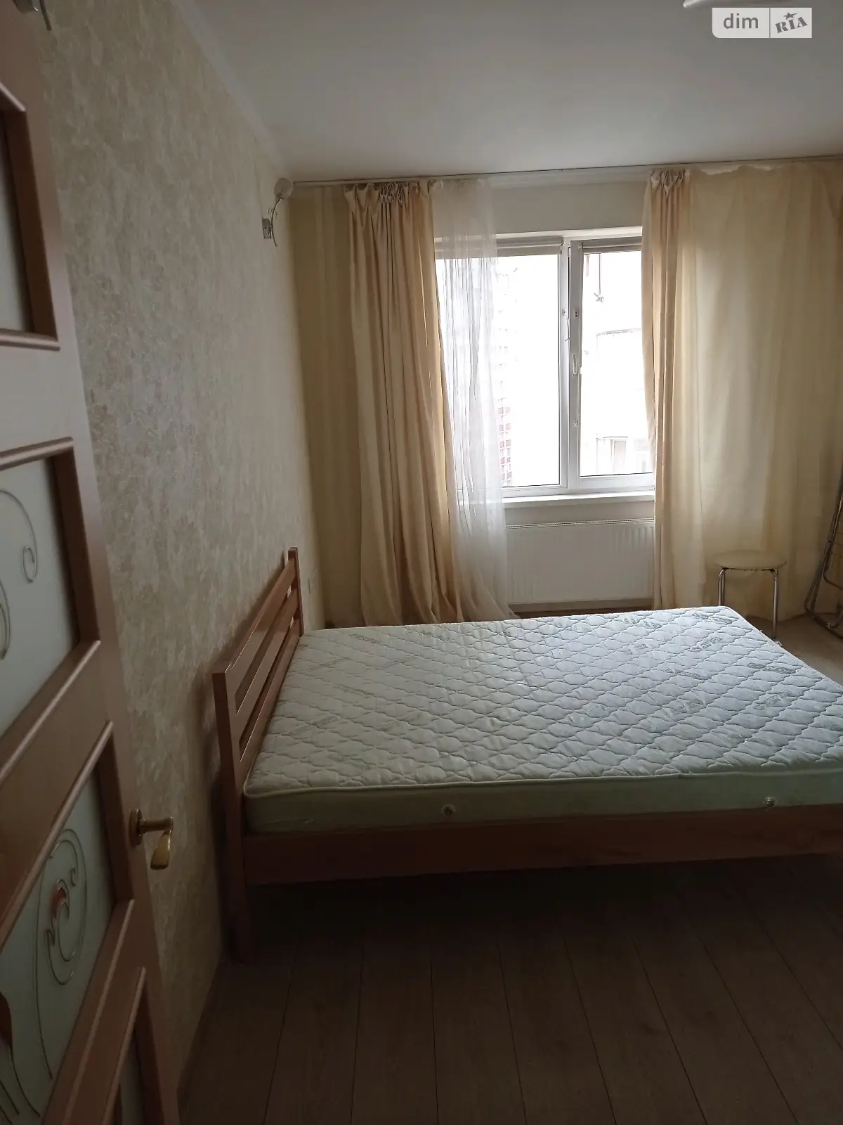 Здається в оренду 1-кімнатна квартира 45 кв. м у Одесі, мас. Радужний, 10А - фото 1