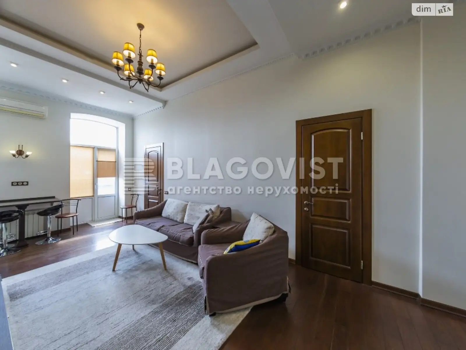 Продается 2-комнатная квартира 52.6 кв. м в Киеве, спуск Андреевский, 2Б