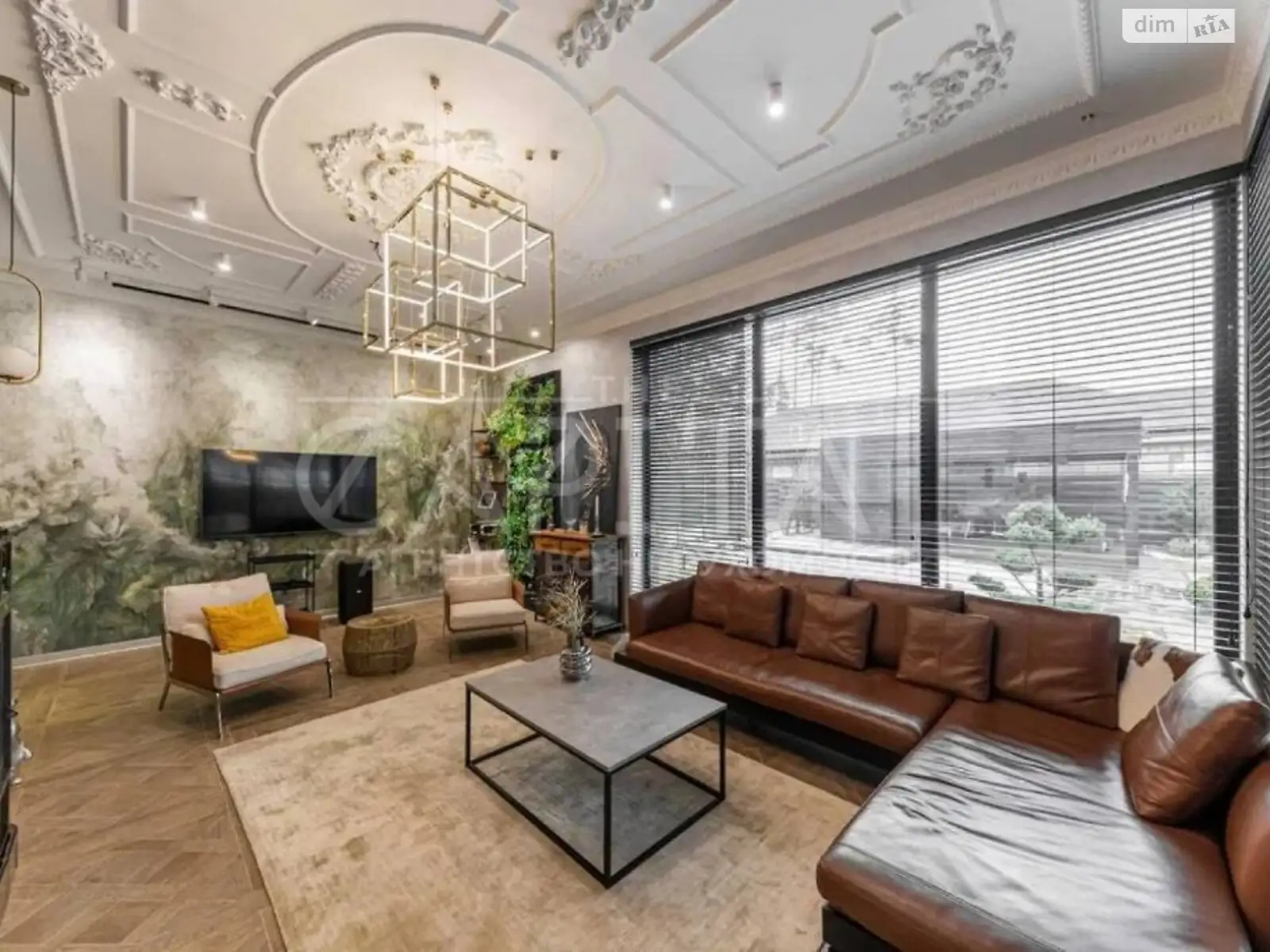 Продается дом на 2 этажа 218 кв. м с беседкой, цена: 650000 $ - фото 1