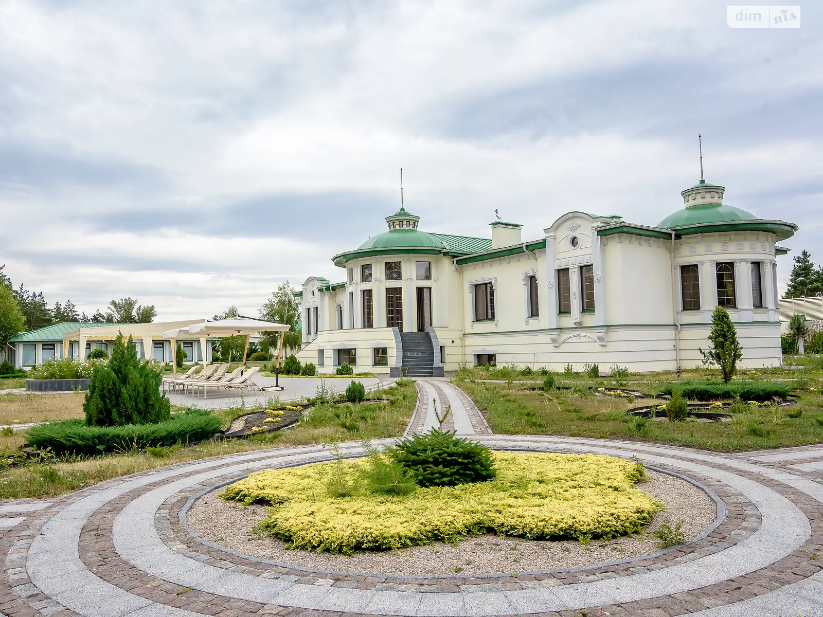 Продається будинок 2 поверховий 1000 кв. м з банею/сауною - фото 2