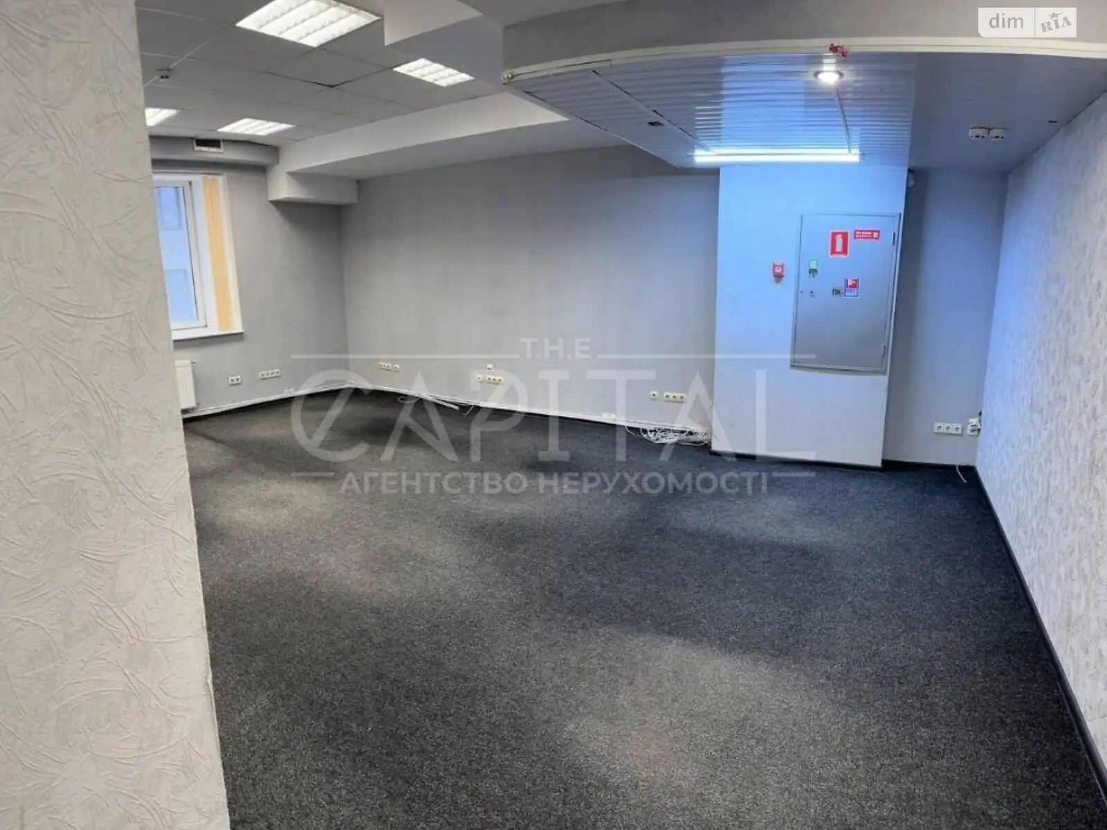 Здається в оренду офіс 235 кв. м в бізнес-центрі, цена: 1500 $ - фото 1