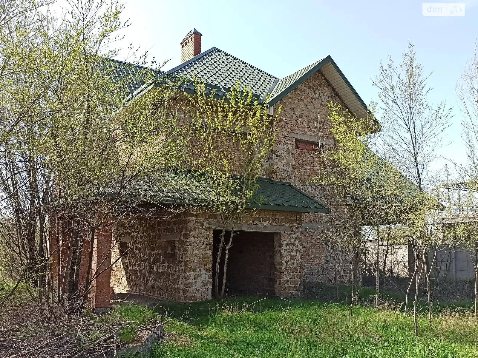 Продается дом на 2 этажа 293 кв. м с камином, цена: 55000 $