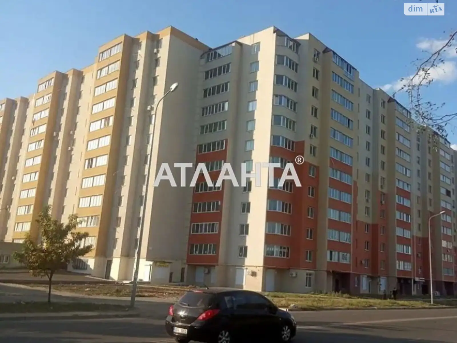 Продается 1-комнатная квартира 50 кв. м в Одессе, ул. Академика Сахарова, 16 - фото 1