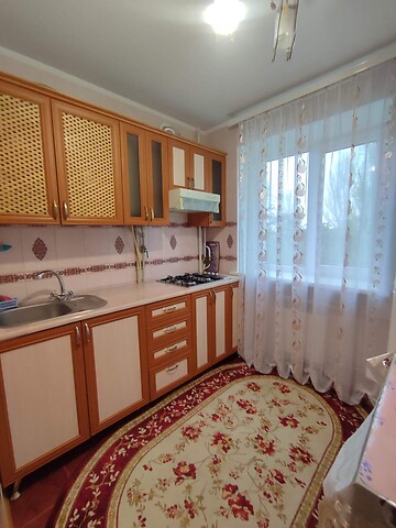 Продается 2-комнатная квартира 48 кв. м в Николаеве, просп. Героев Украины