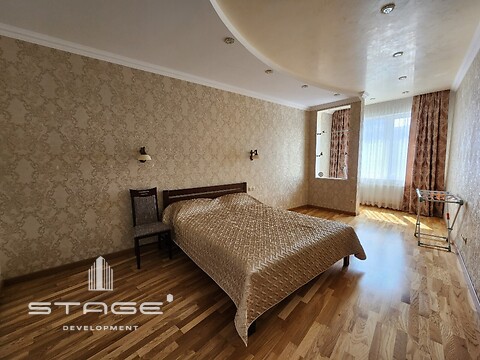 Продается 2-комнатная квартира 60 кв. м в Одессе, ул. Генуэзская