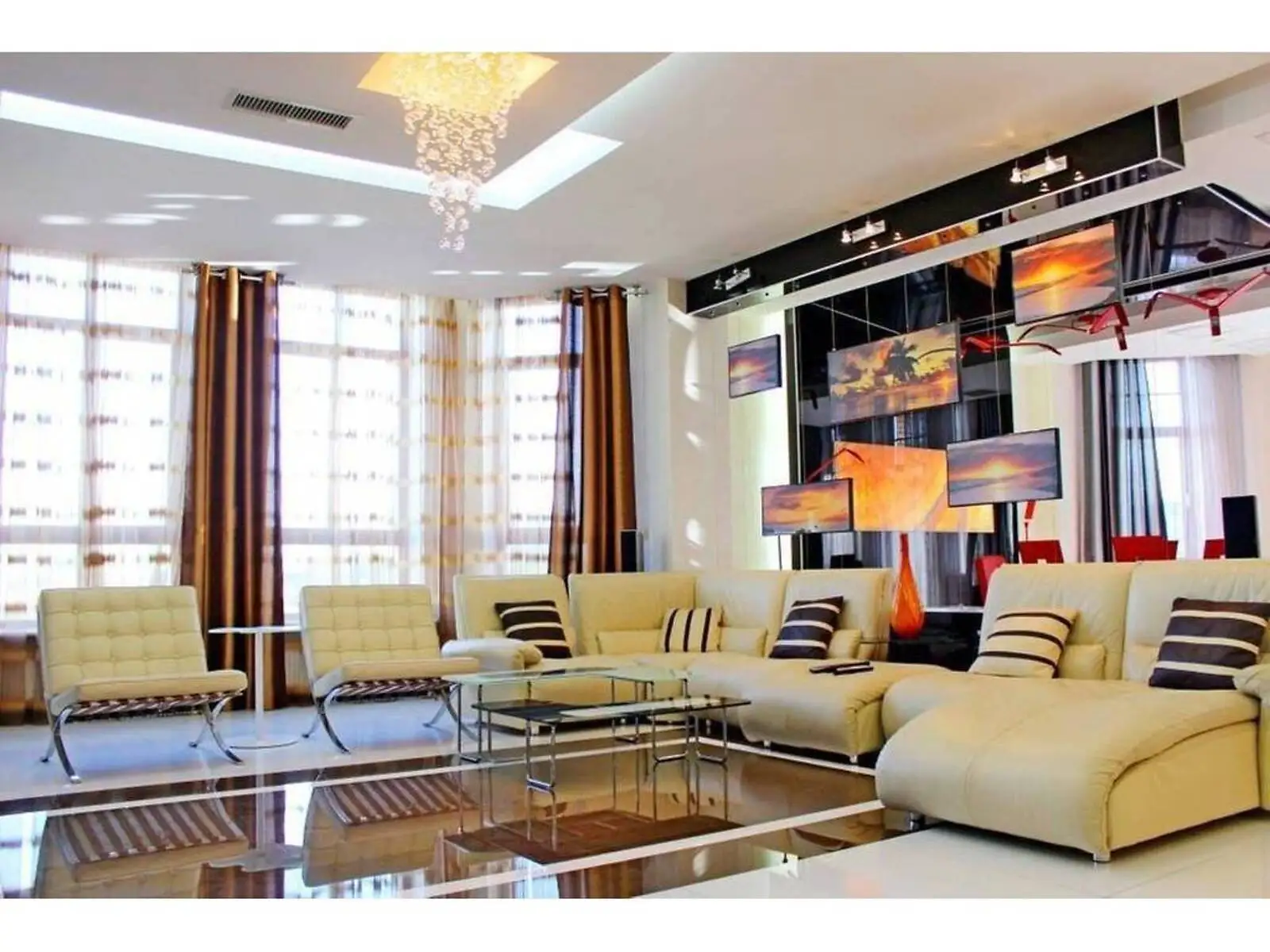 Продается 5-комнатная квартира 360 кв. м в Одессе, ул. Генуэзская - фото 1