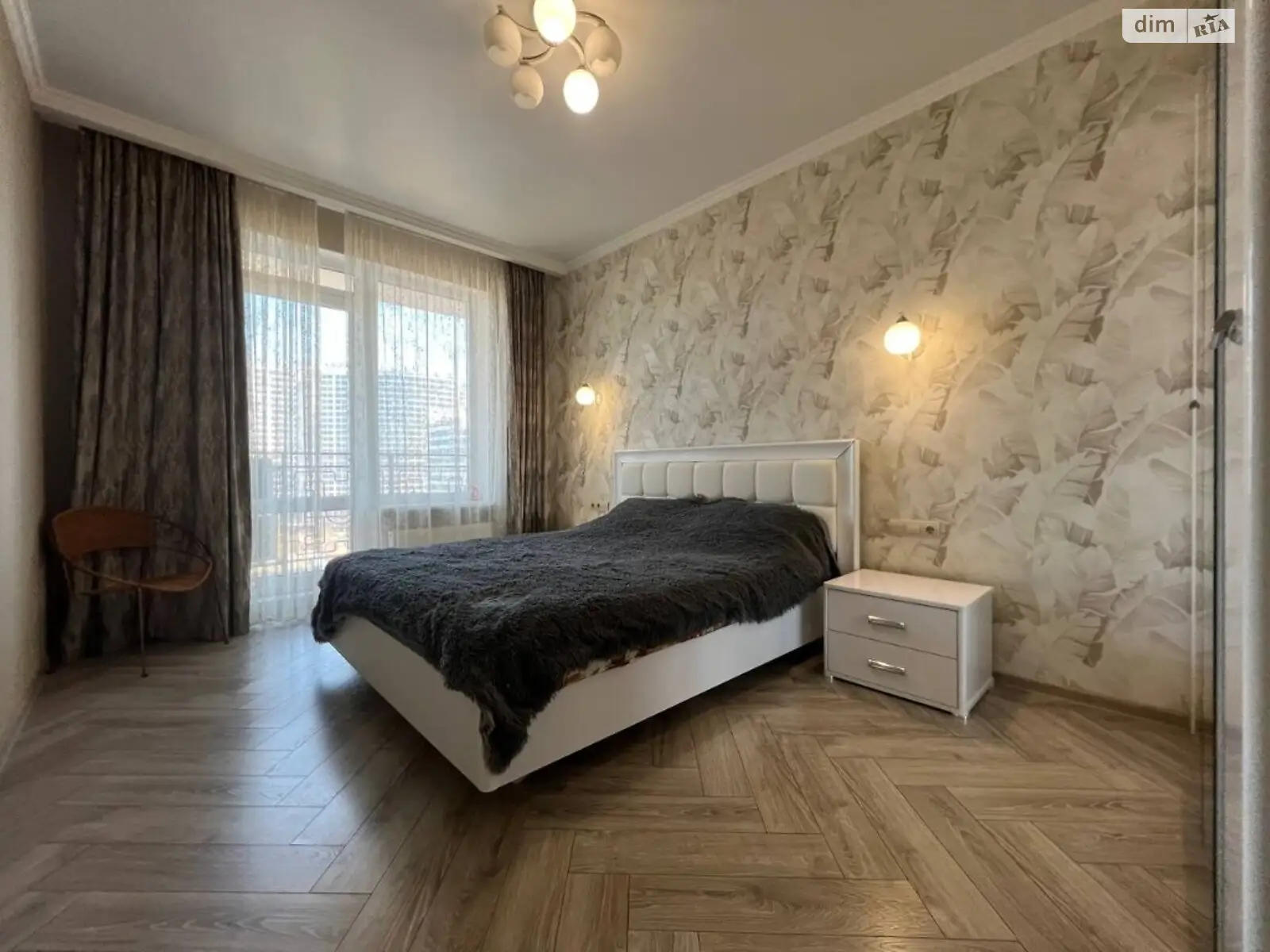 Здається в оренду 2-кімнатна квартира у Одесі, вул. Літературна - фото 1
