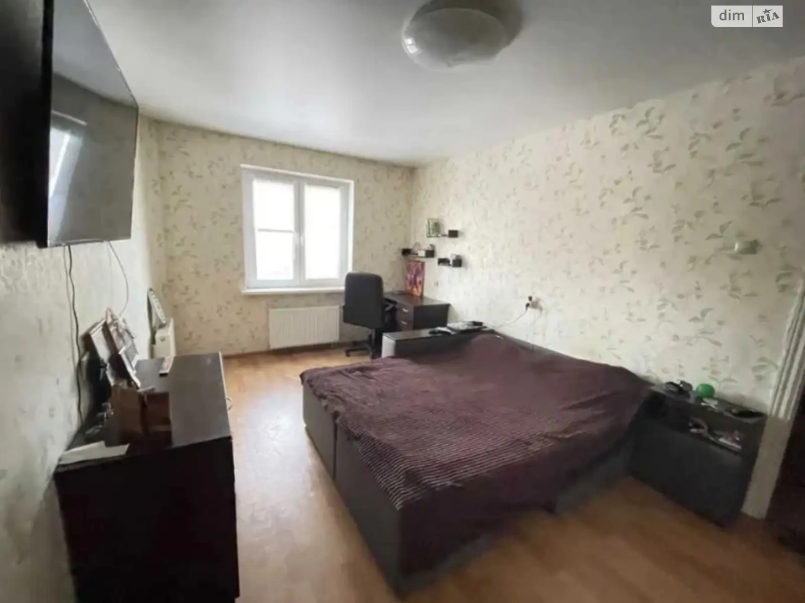 Продается 2-комнатная квартира 61 кв. м в Вишневом, ул. Европейская