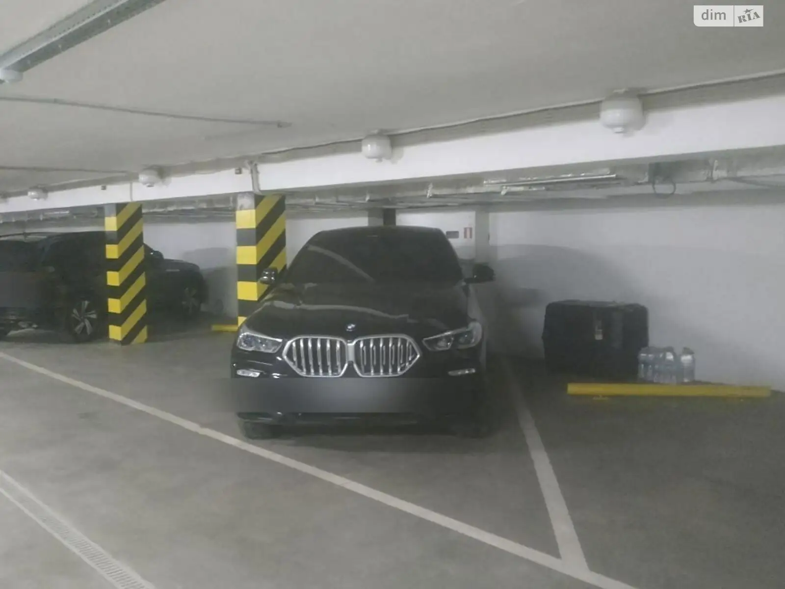 Продается подземный паркинг под легковое авто на 16 кв. м, цена: 30000 $ - фото 1