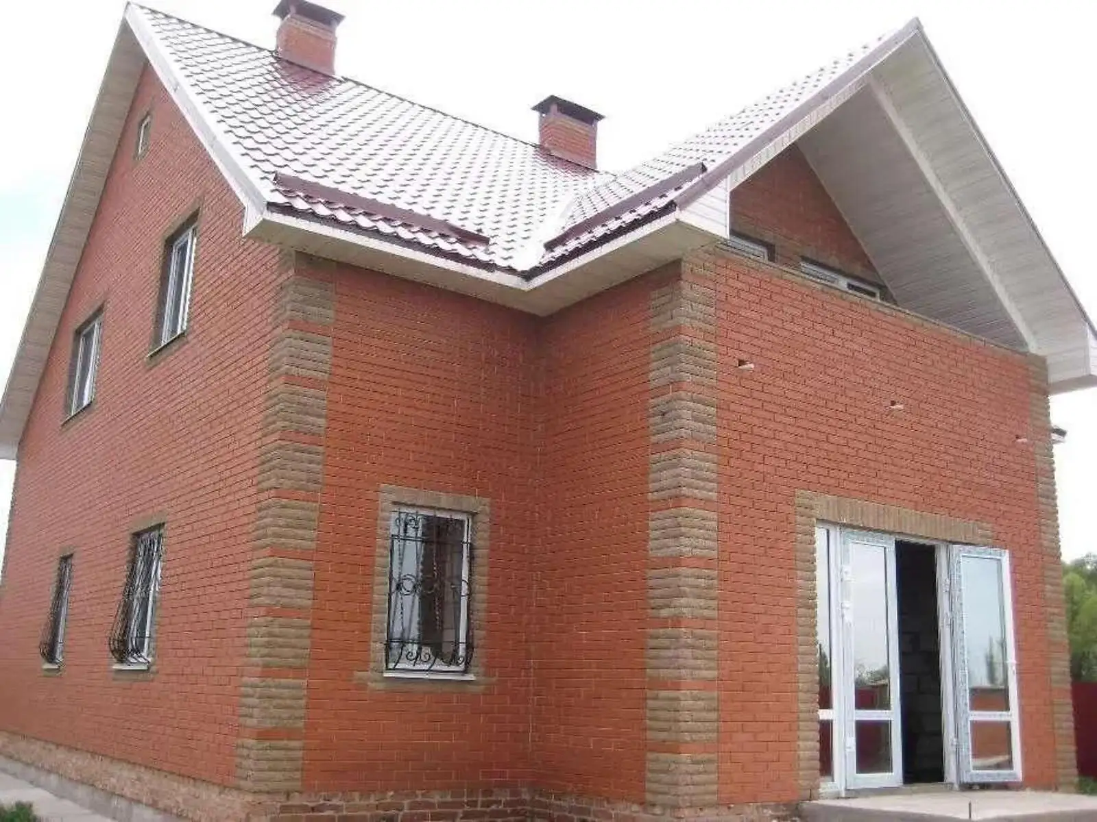 Продается дом на 2 этажа 185 кв. м с подвалом, цена: 85000 $ - фото 1