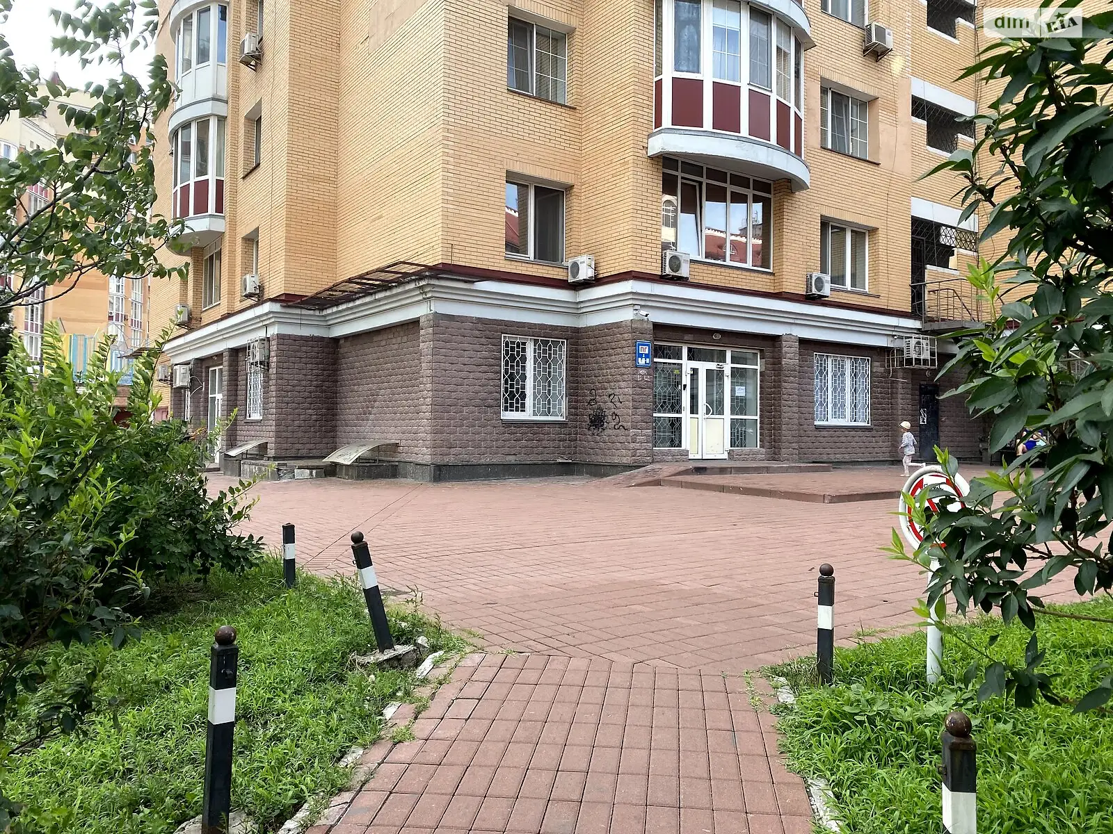 Здається в оренду приміщення вільного призначення 160 кв. м в 23-поверховій будівлі, цена: 2000 $ - фото 1