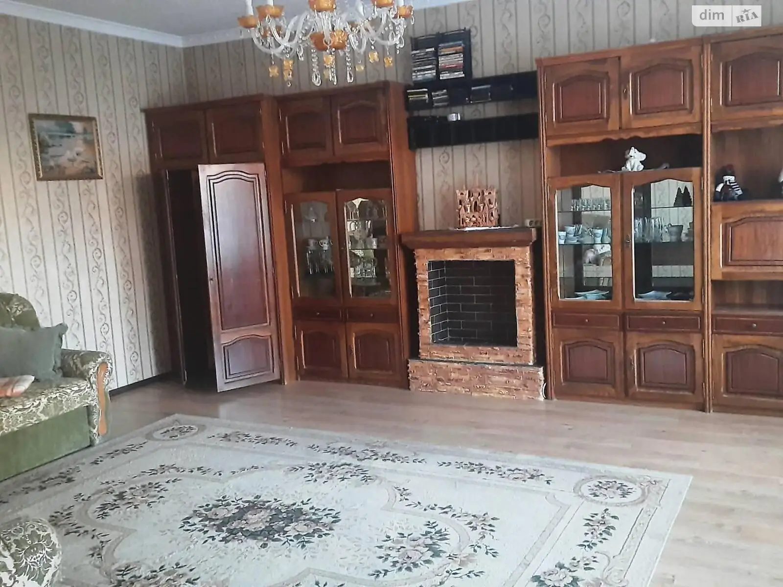 Продается дом на 2 этажа 150 кв. м с камином, цена: 225000 $ - фото 1