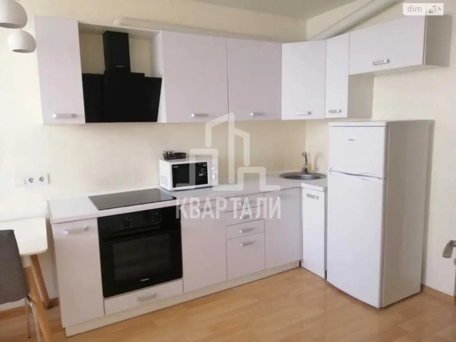 Продается 2-комнатная квартира 47 кв. м в Киеве, цена: 63000 $