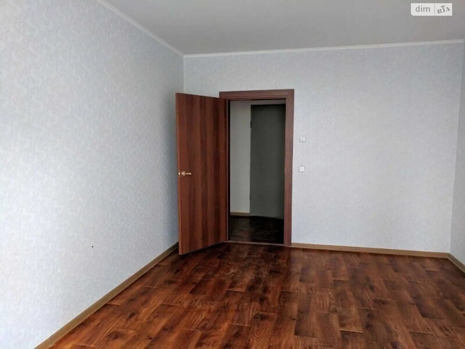 Продается 2-комнатная квартира 78 кв. м в Киеве, ул. Ревуцкого, 54