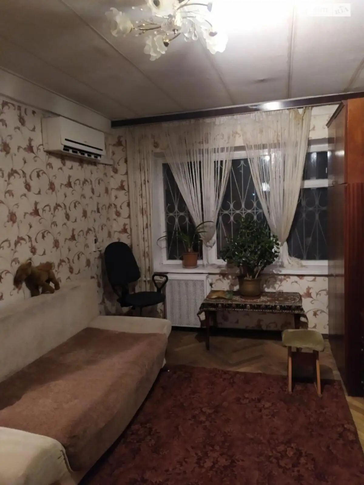 Продается 2-комнатная квартира 45 кв. м в Киеве, ул. Кавказская, 8