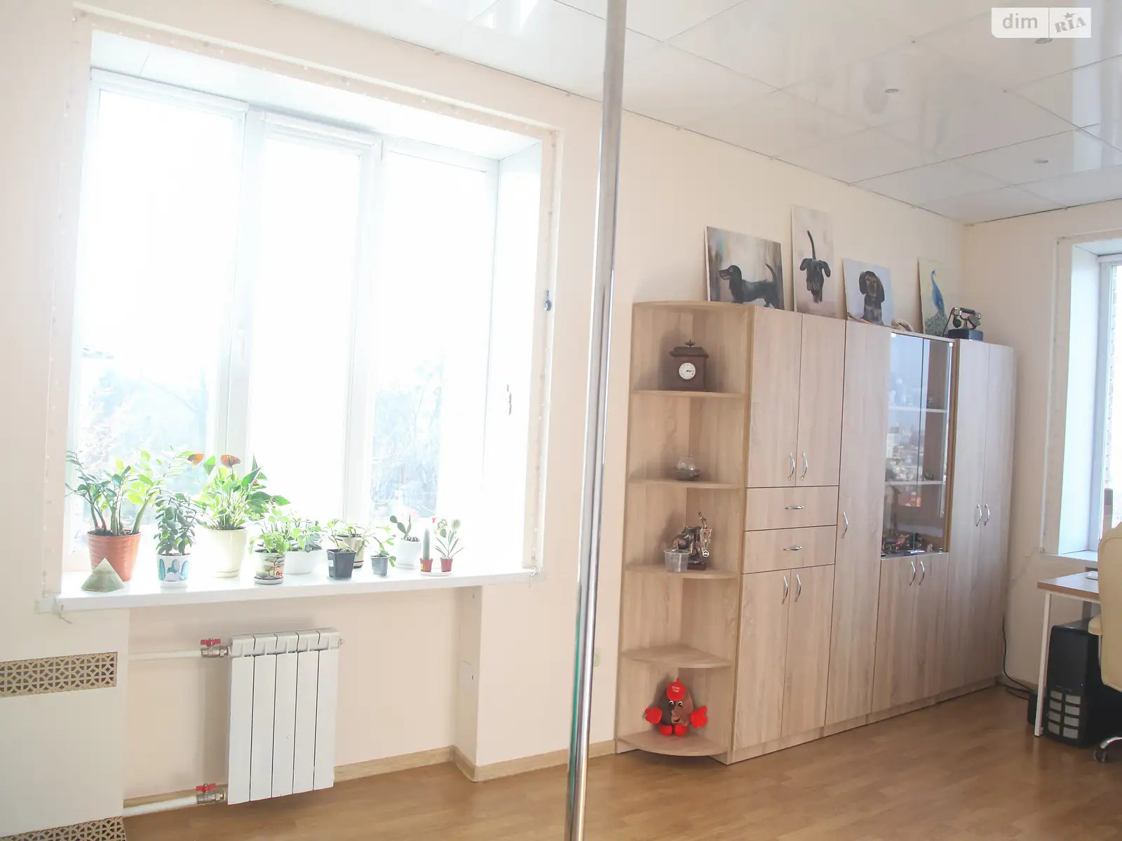 Продається 3-кімнатна квартира 75.2 кв. м у Києві, просп. Науки, 42/1 корпус 11 - фото 1