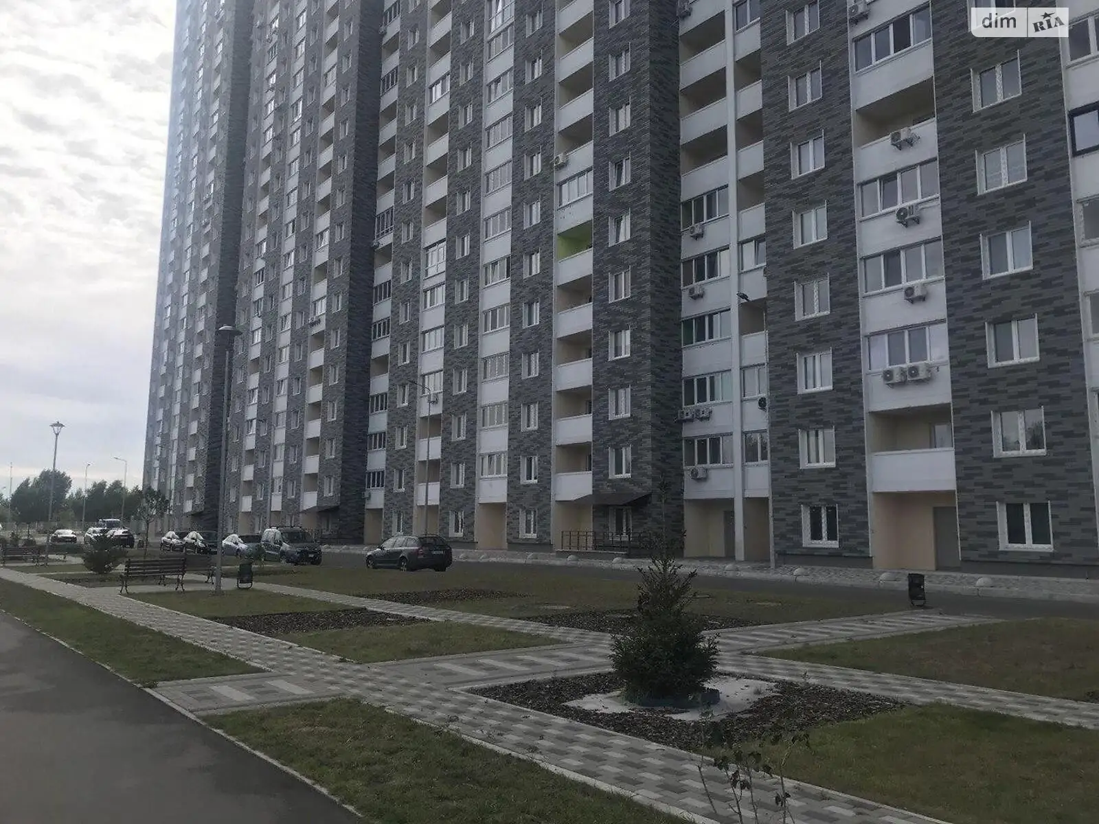 Продается объект сферы услуг 75 кв. м в 25-этажном здании, цена: 84500 $ - фото 1