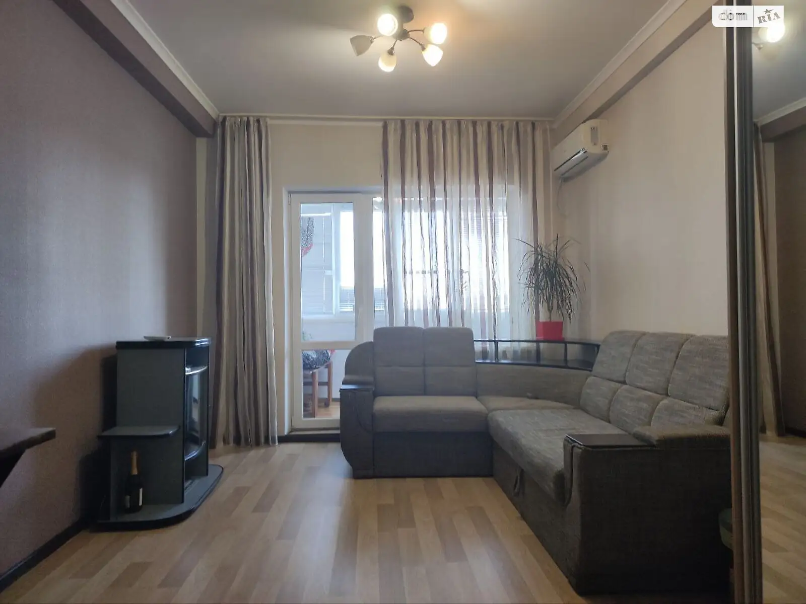 2-комнатная квартира 52 кв. м в Запорожье, цена: 34000 $