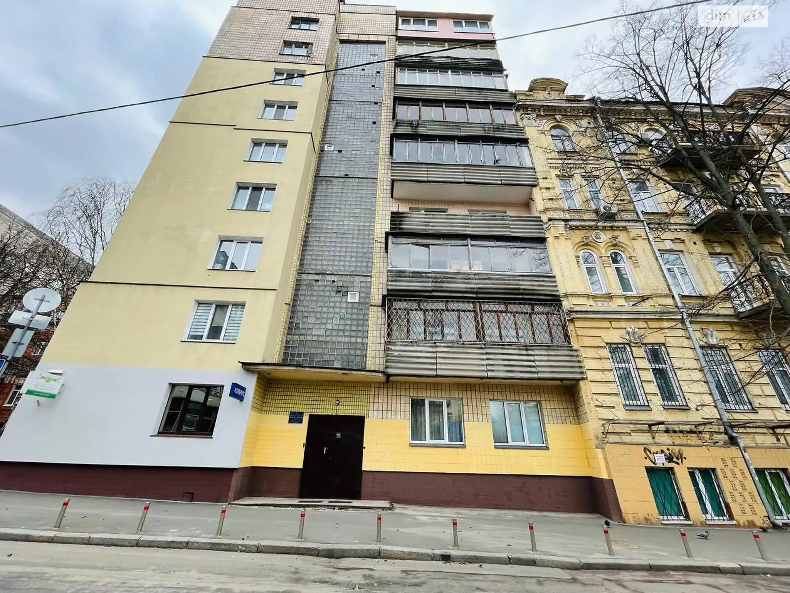 Продается 3-комнатная квартира 90 кв. м в Киеве, ул. Сретенская, 13 - фото 1