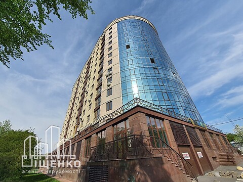 Продається 2-кімнатна квартира 92 кв. м у Хмельницькому, вул. Староміська