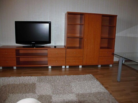 Продается 1-комнатная квартира 45 кв. м в Киеве, ул. Анны Ахматовой, 3