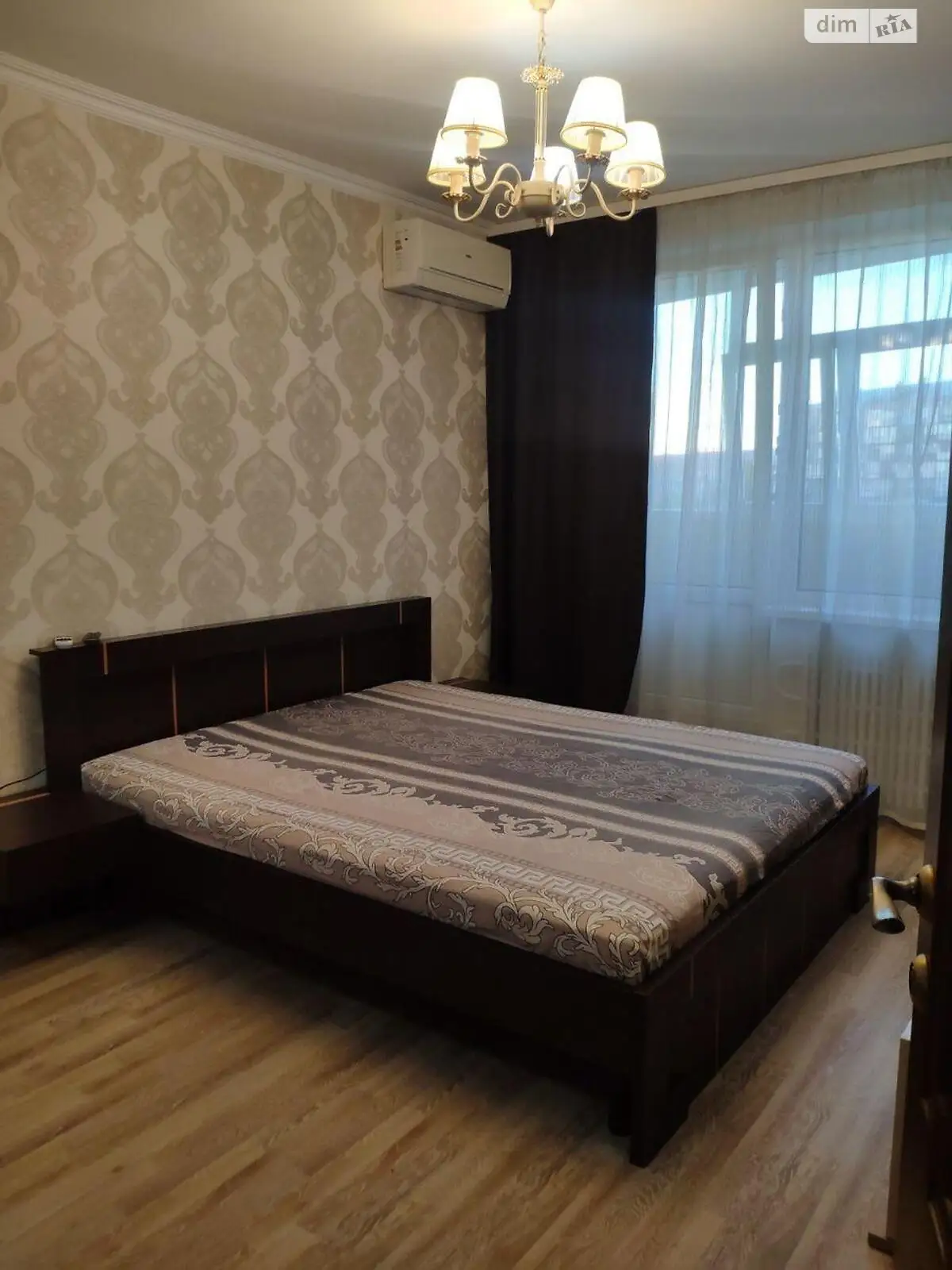 Продается 3-комнатная квартира 65 кв. м в Харькове, въезд Тарасовский, 4