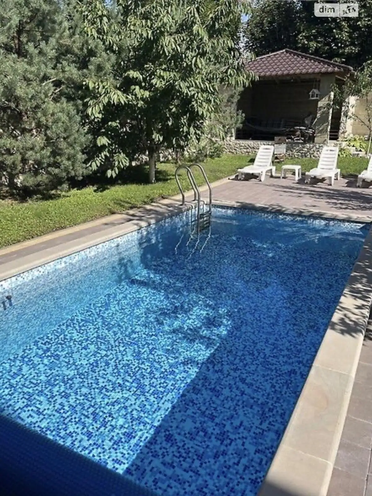 Продается дом на 2 этажа 183 кв. м с бассейном - фото 2