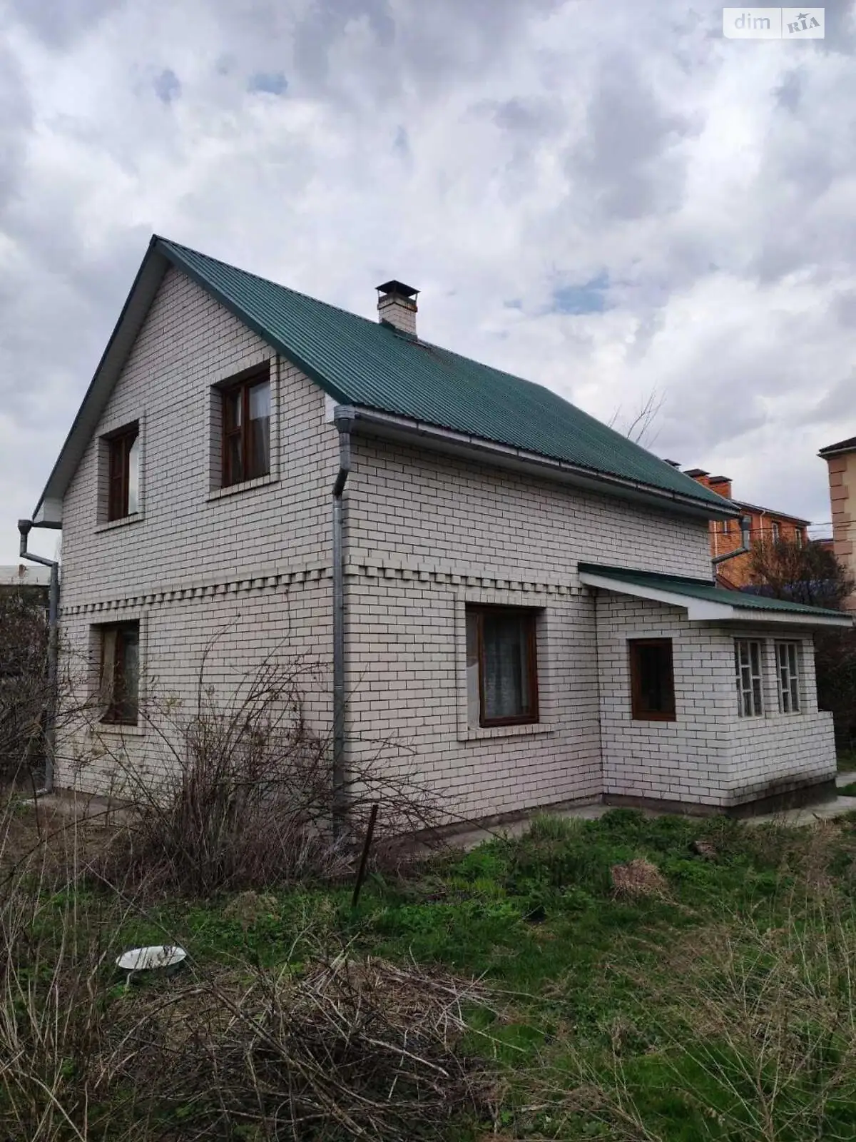 Продается дом на 2 этажа 105 кв. м с подвалом, цена: 120000 $ - фото 1