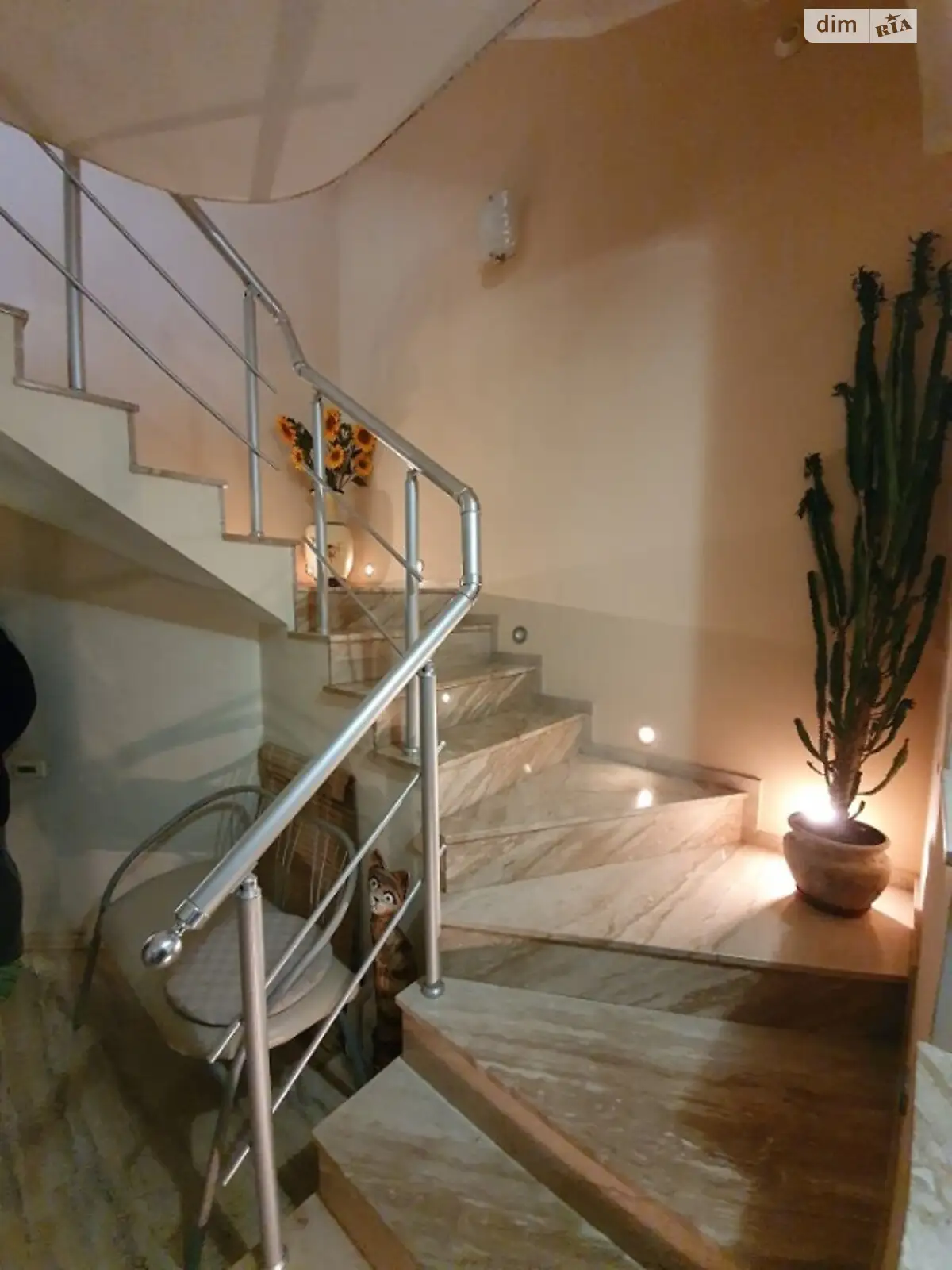 Продается дом на 3 этажа 188.9 кв. м с мансардой, цена: 155000 $ - фото 1