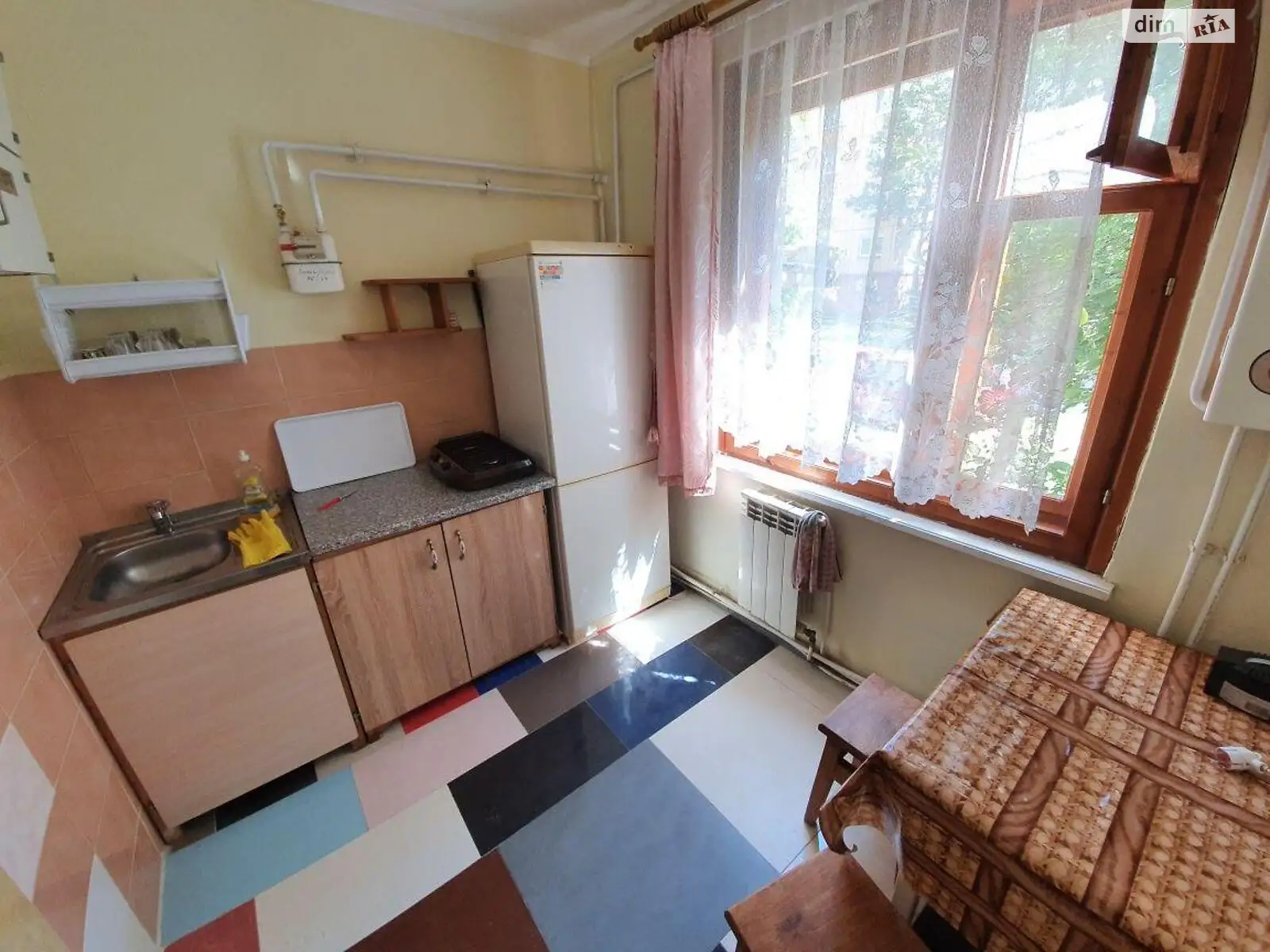 Продается 1-комнатная квартира 37 кв. м в Ужгороде - фото 3