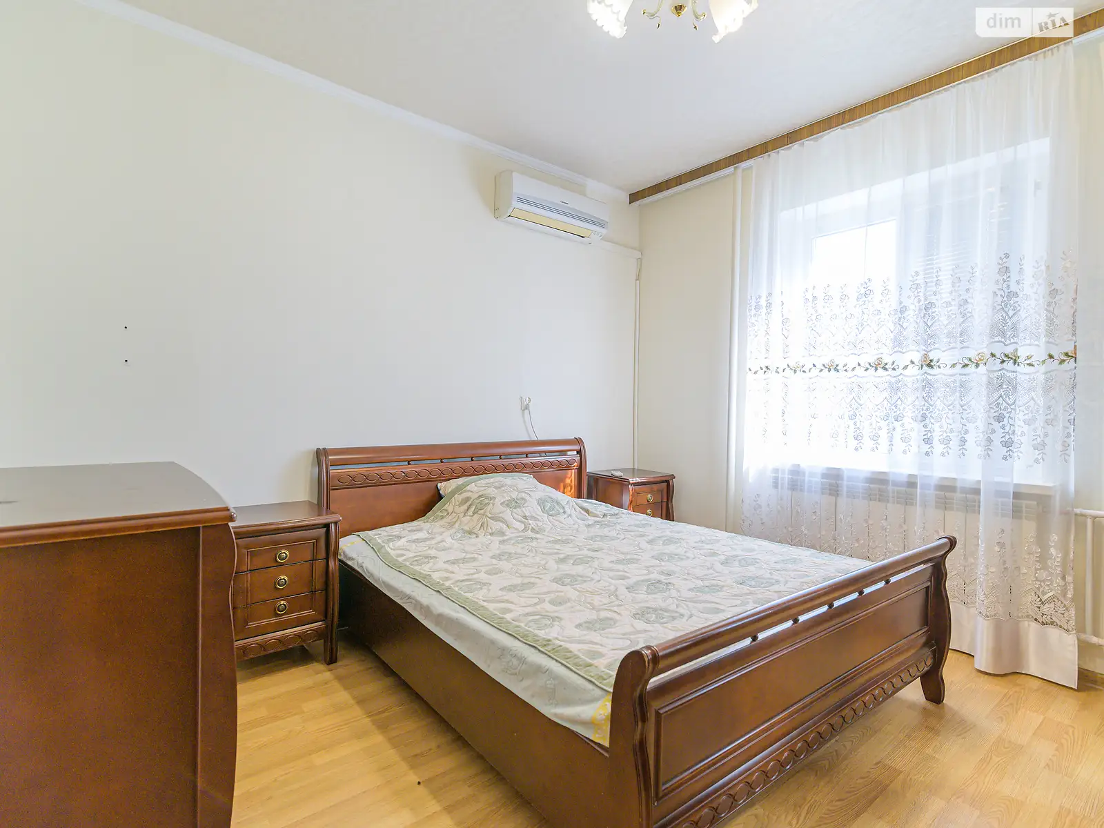 Продается 3-комнатная квартира 87 кв. м в Киеве, ул. Ревуцкого, 7 - фото 1