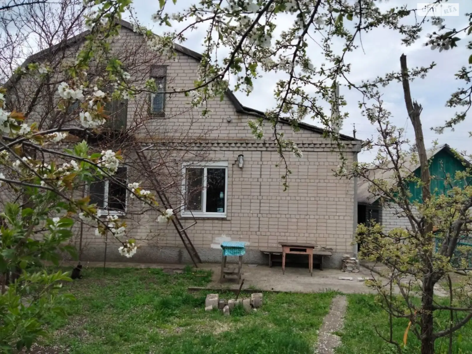 Продается одноэтажный дом 108 кв. м с гаражом, цена: 43000 $ - фото 1