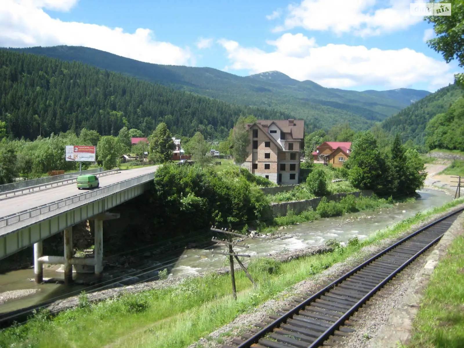 Продається об'єкт сфери послуг 1474 кв. м в 5-поверховій будівлі, цена: 420000 $ - фото 1