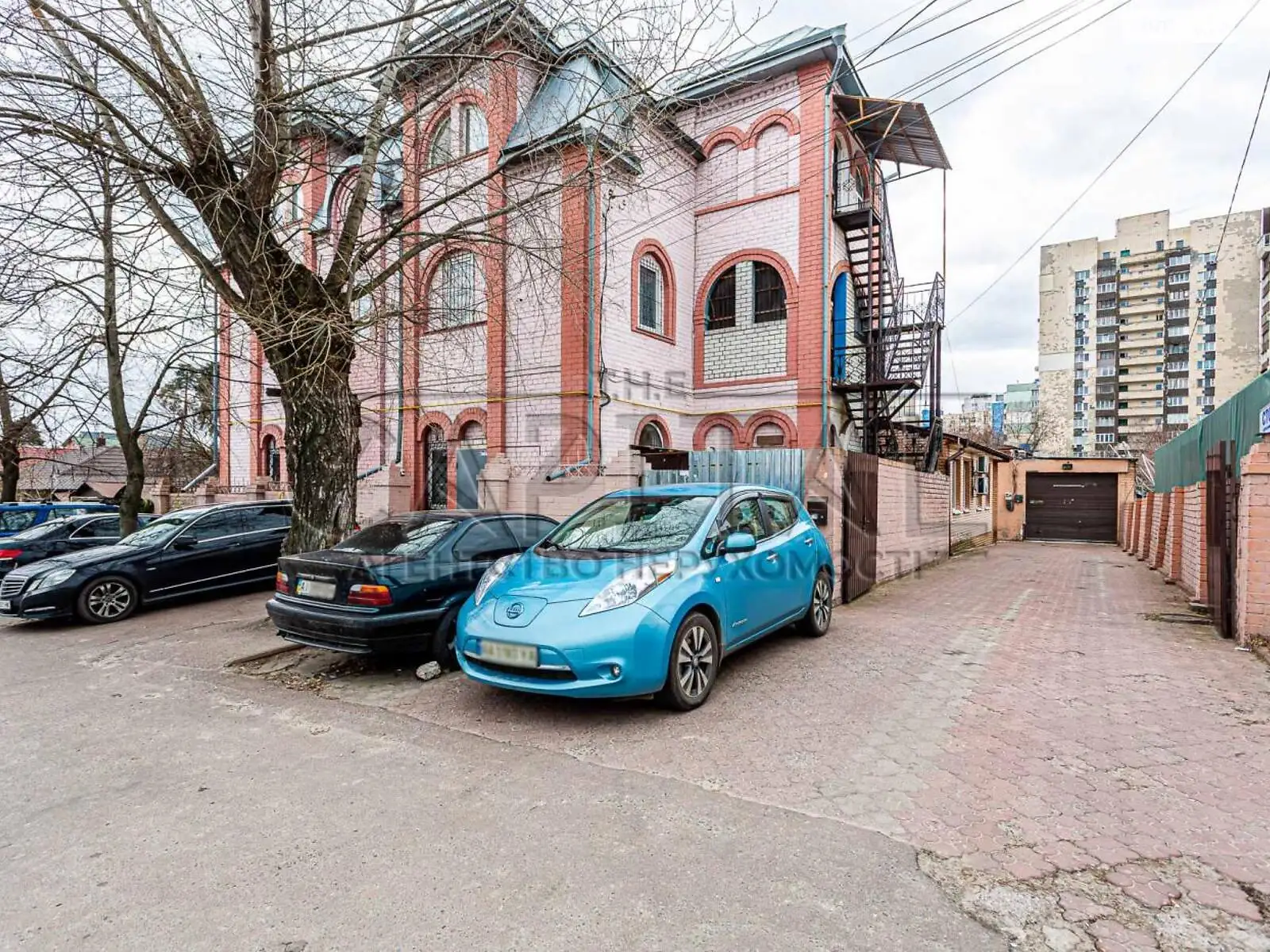 пер. Славгородский, 12 Дарницкий,Киев  Бориспольская, цена: 475000 $