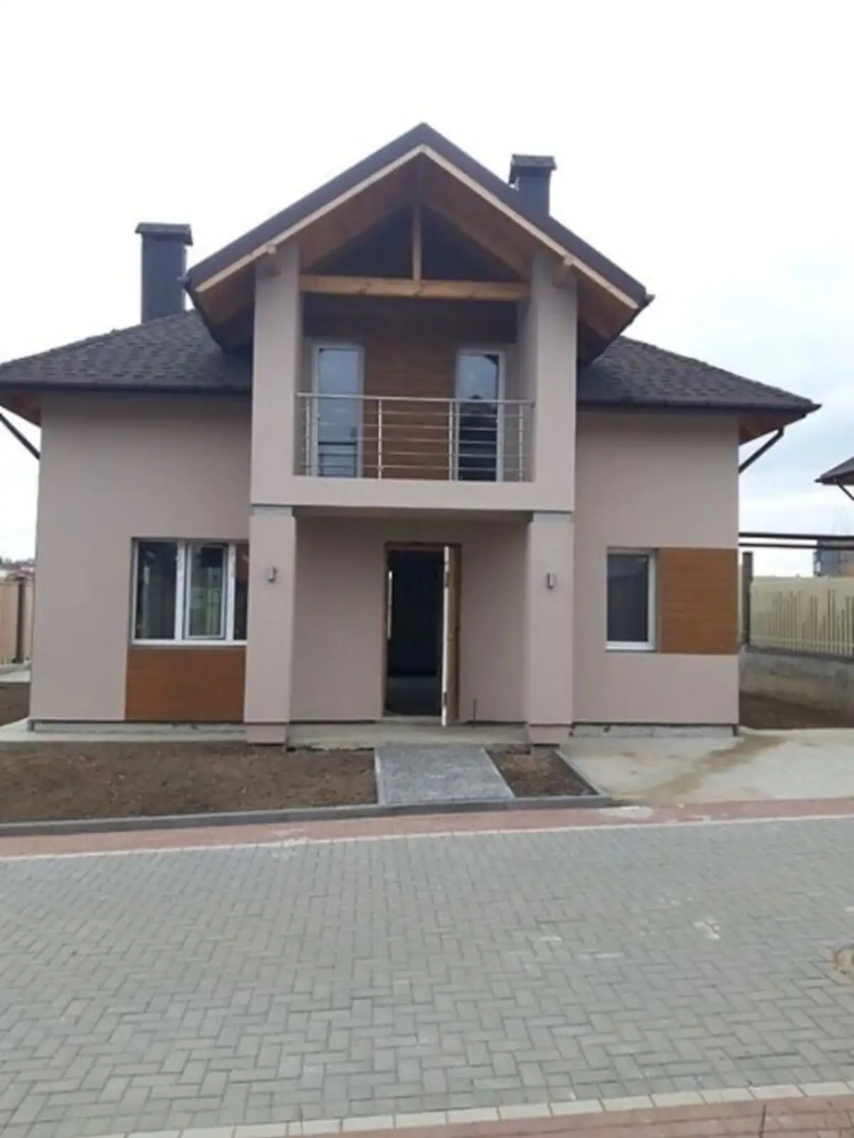 Продается дом на 2 этажа 134 кв. м с гаражом, цена: 115000 $ - фото 1