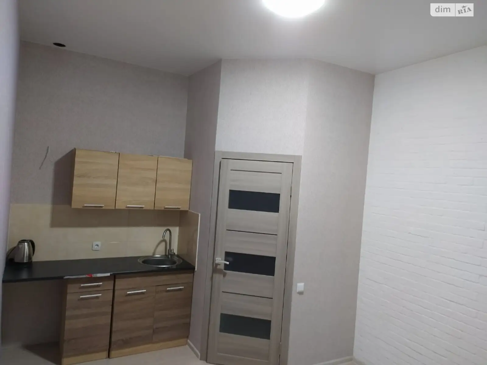 Продается 1-комнатная квартира 16 кв. м в Одессе, ул. Канатная - фото 1