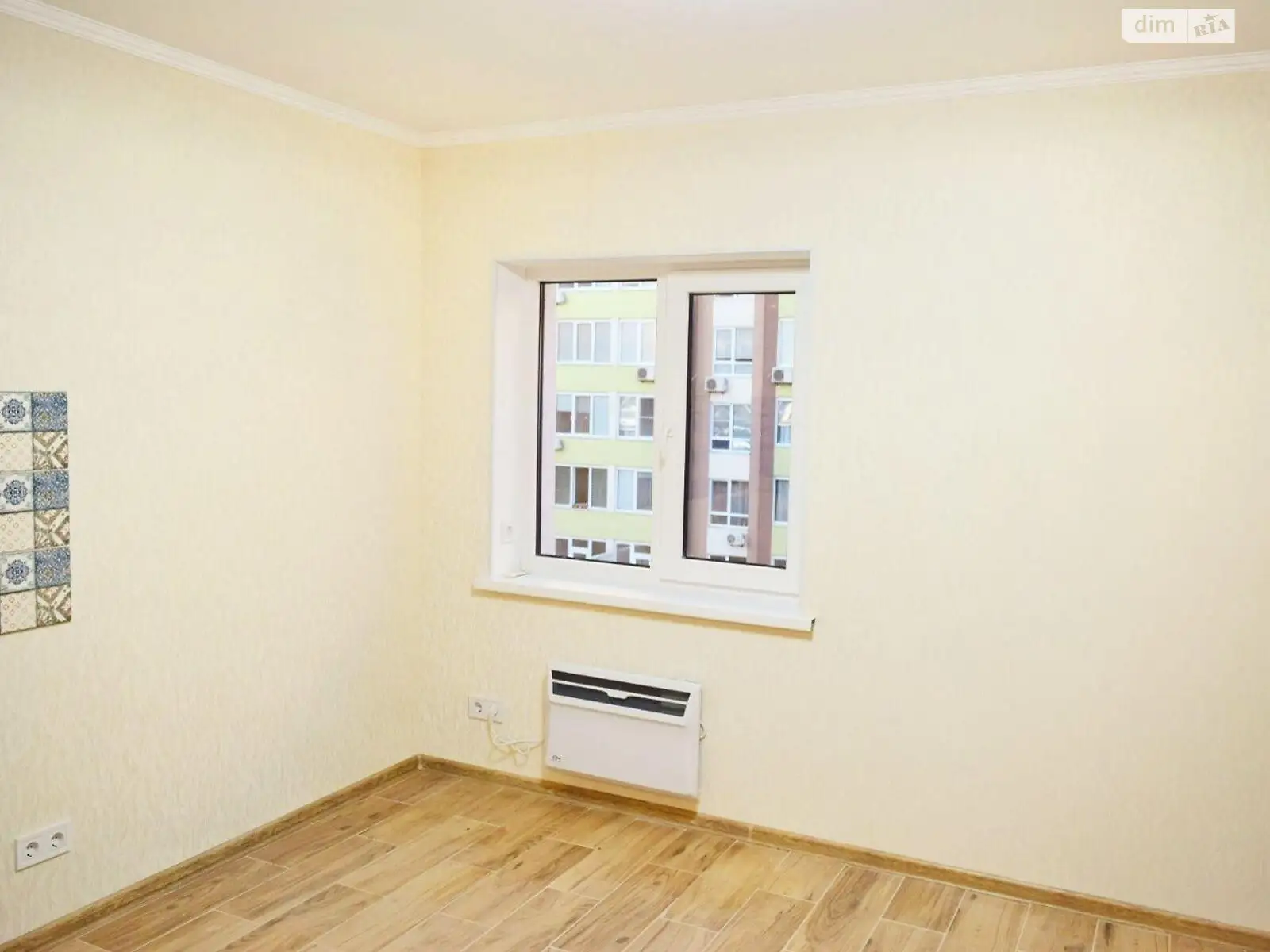 Продается 1-комнатная квартира 33 кв. м в Софиевской Борщаговке, ул. Академика Шалимова, 82