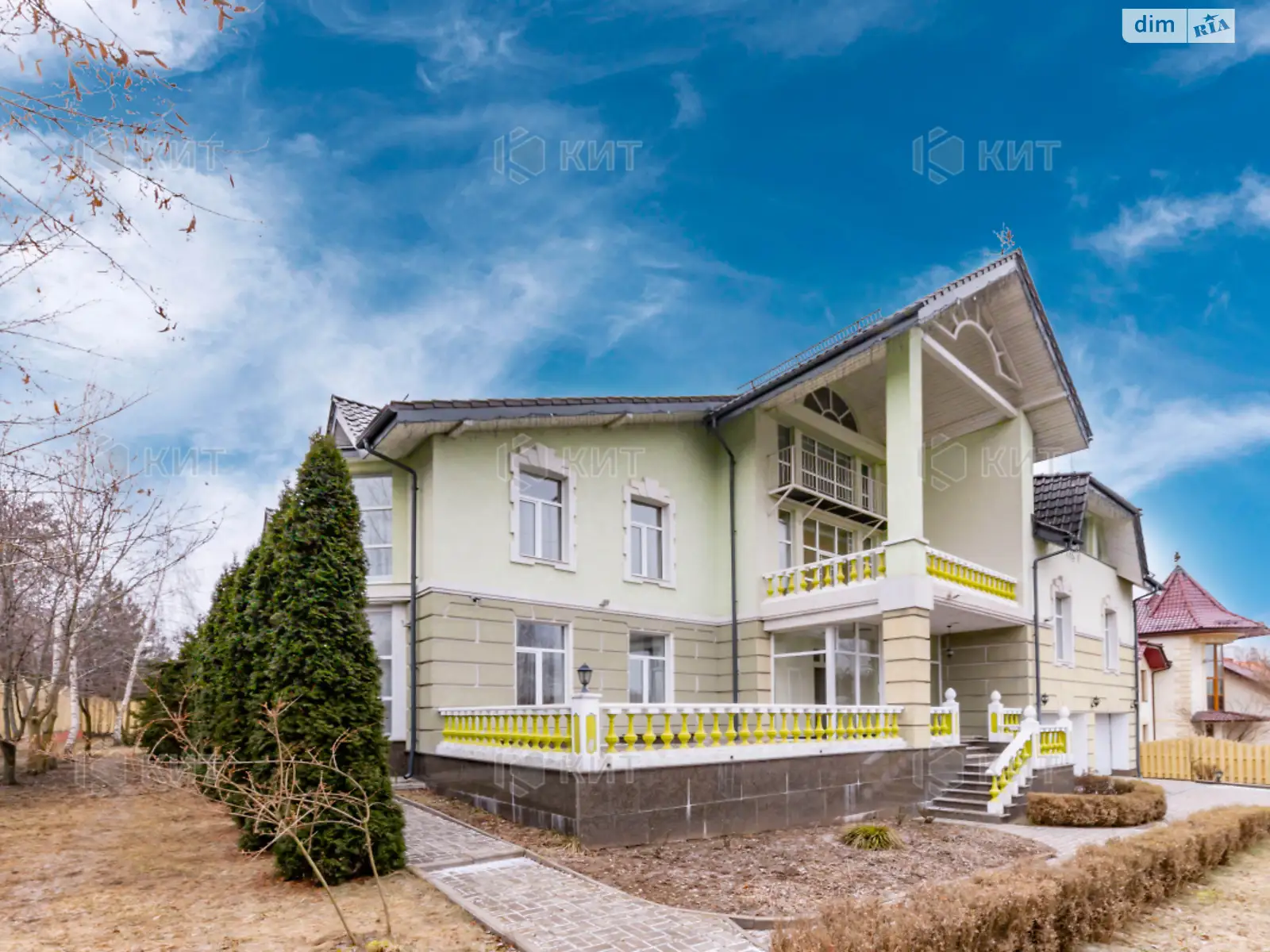 Продается дом на 2 этажа 850 кв. м с камином, цена: 1260000 $ - фото 1