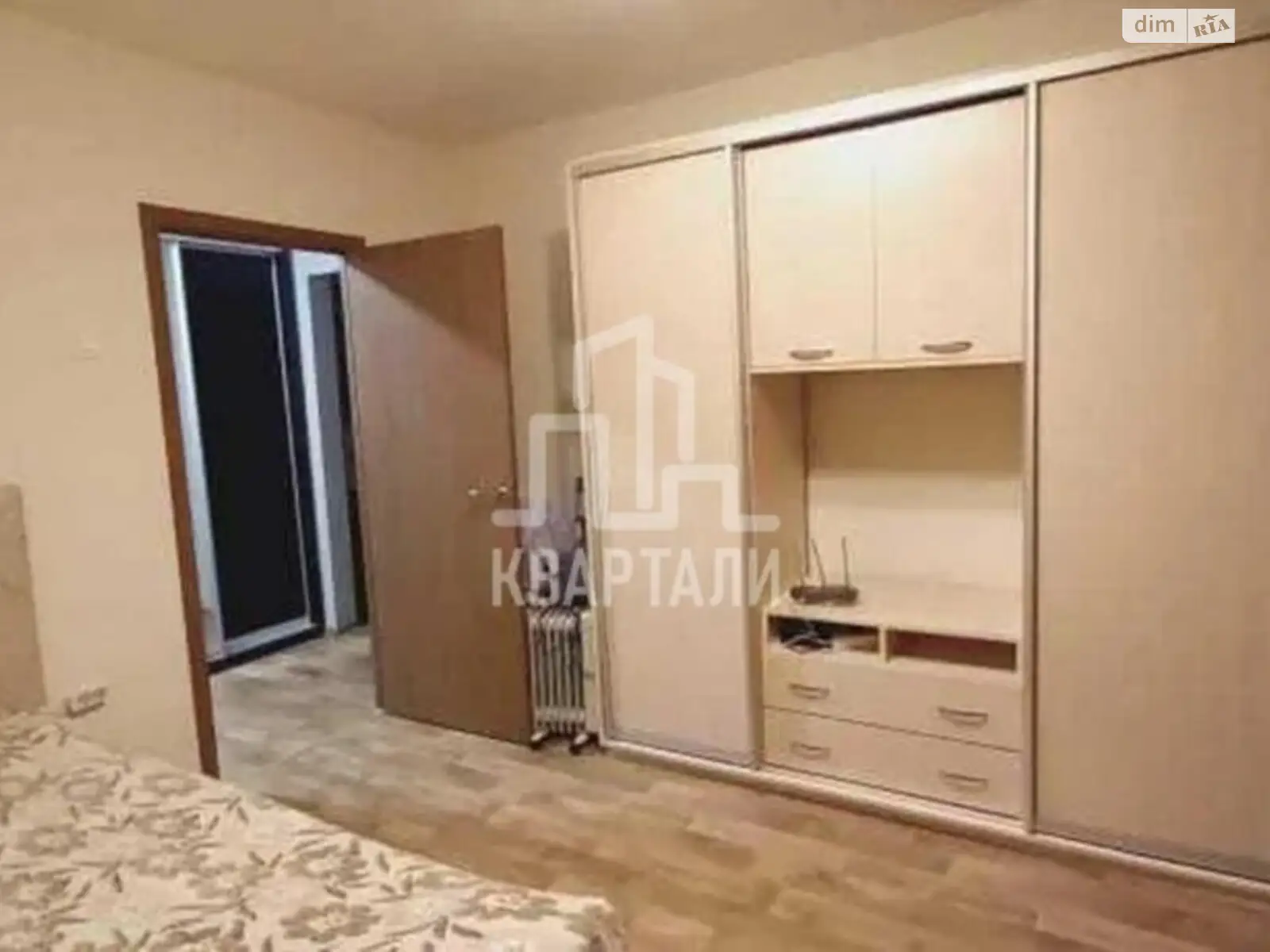 Продається 2-кімнатна квартира 51 кв. м у Києві, просп. Правди, 35А