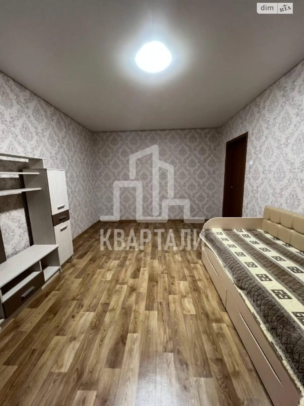 Продается 2-комнатная квартира 51 кв. м в Киеве, просп. Правды, 35А