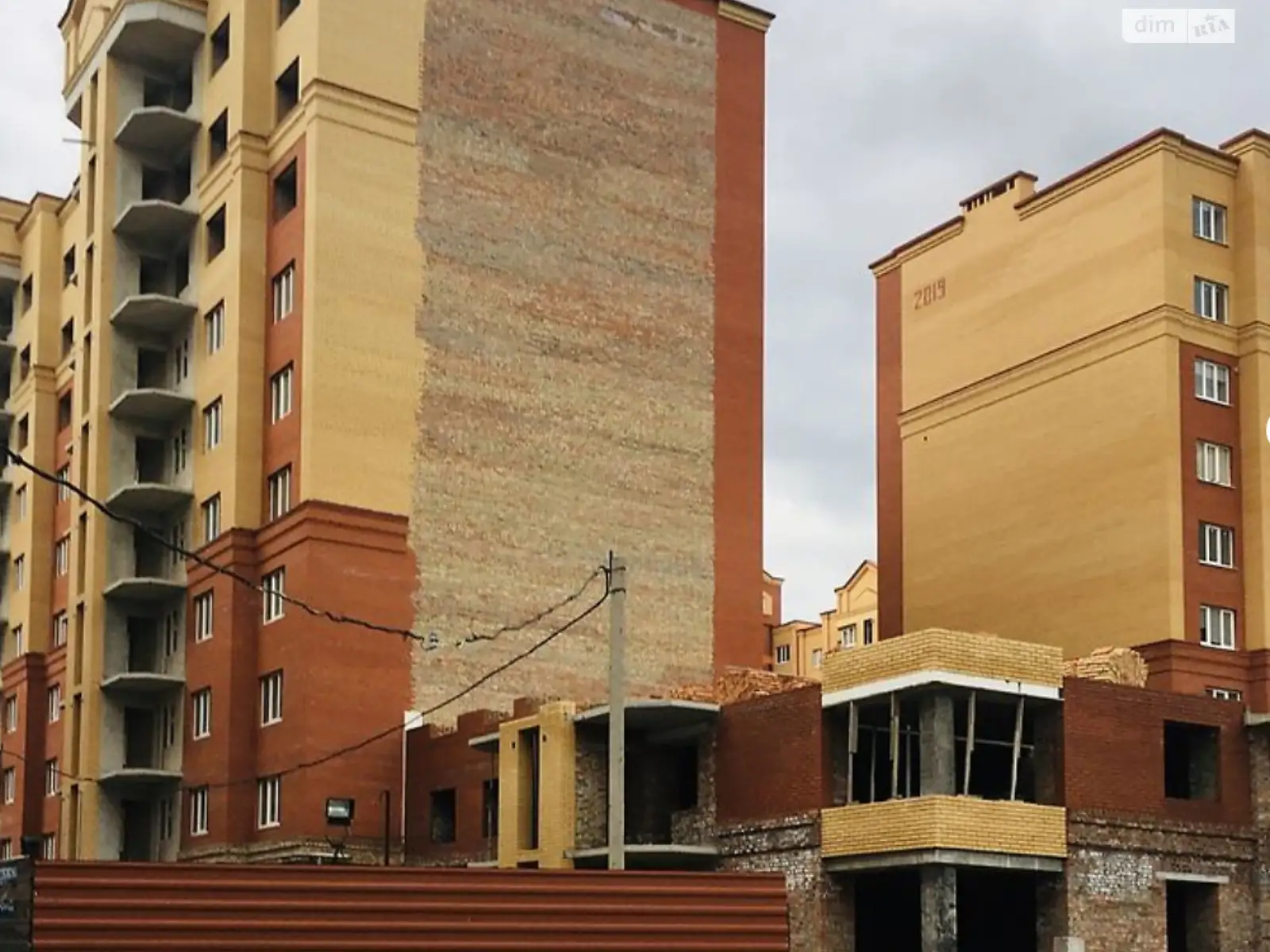 2-кімнатна квартира 66 кв. м у Тернополі, вул. Київська - фото 1