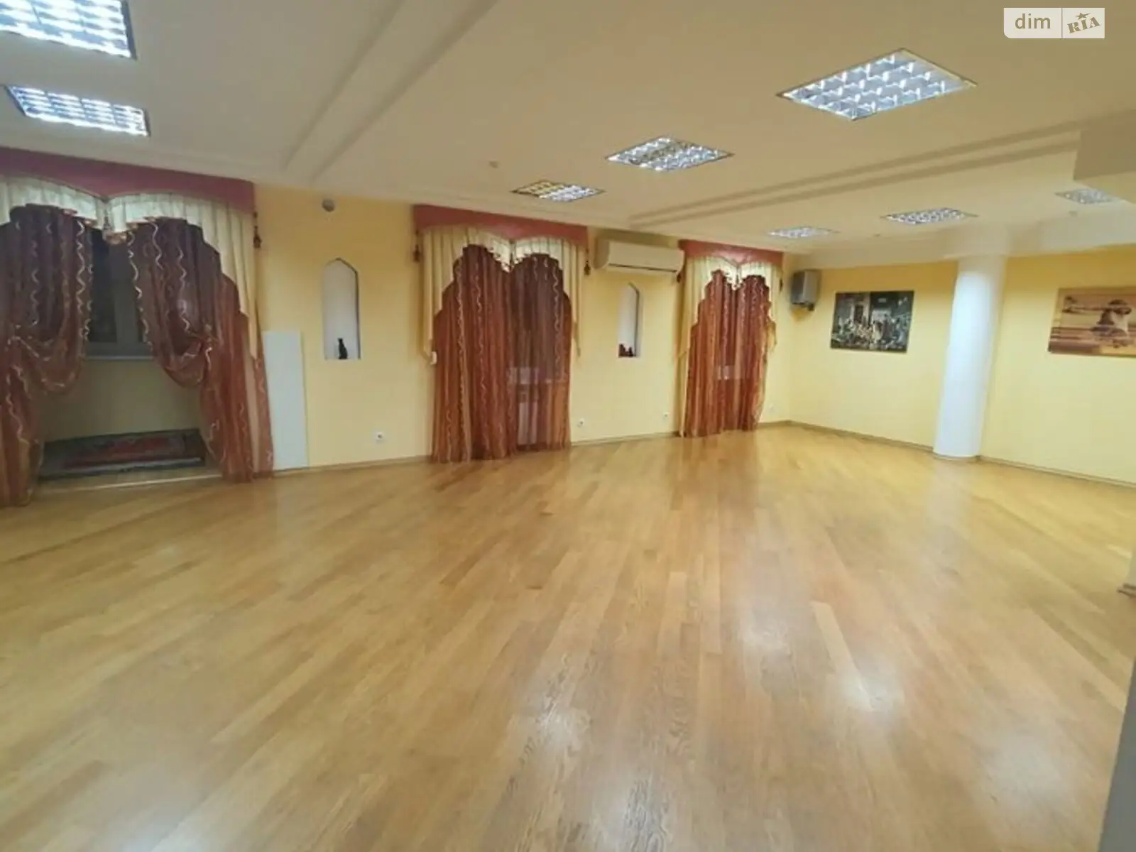 3-комнатная квартира 72 кв. м в Запорожье, цена: 36000 $