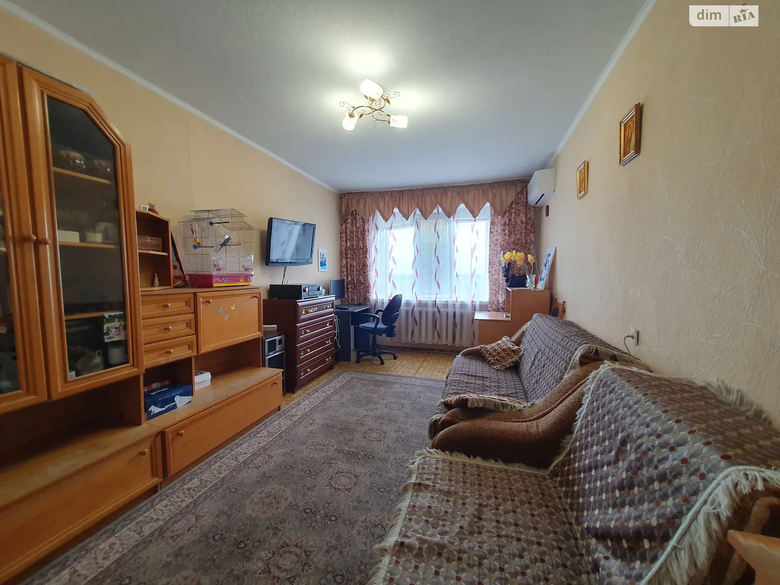 Продается 1-комнатная квартира 39 кв. м в Хмельницком, ул. Степана Бандеры, 16