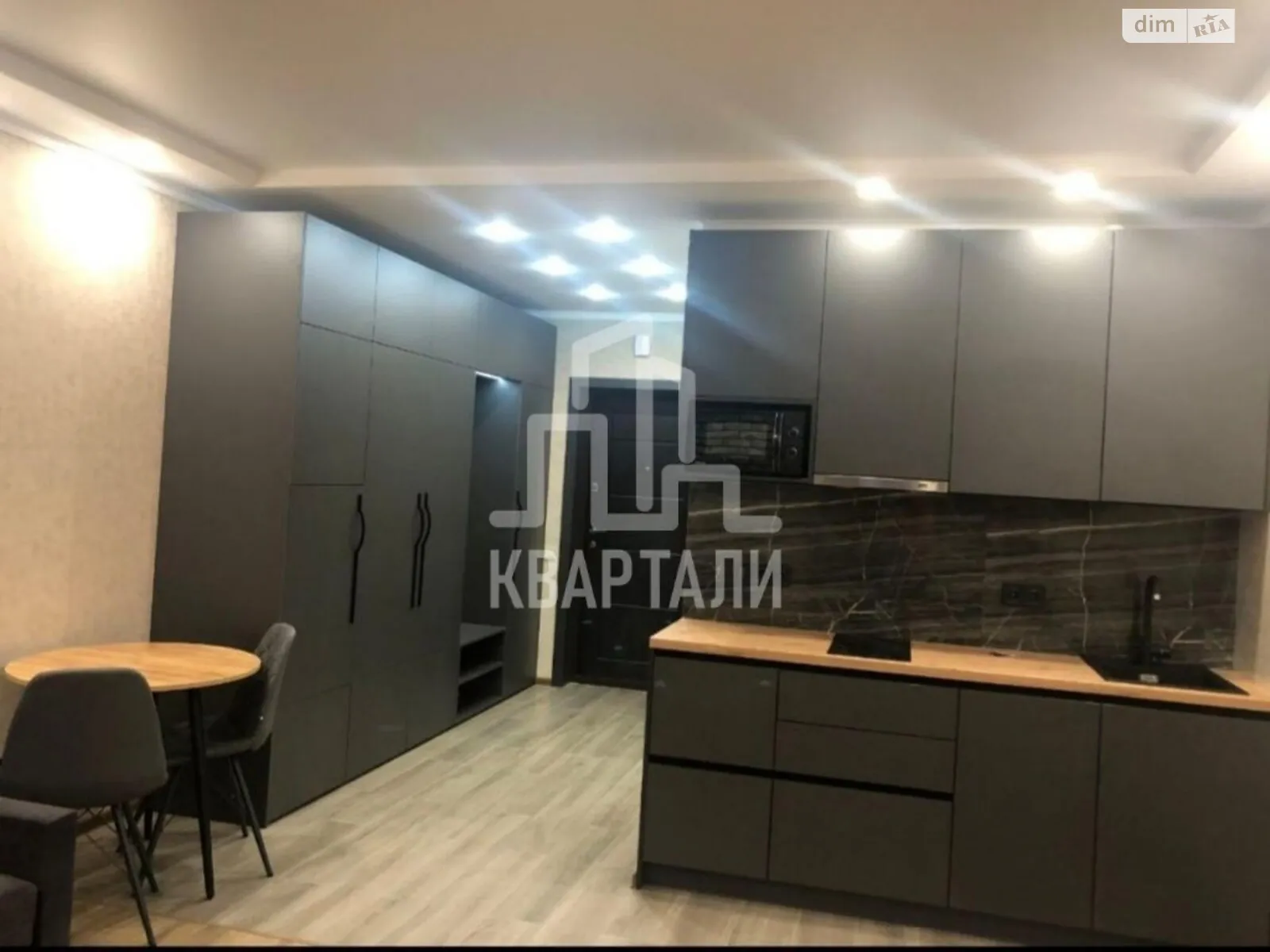 Продается 1-комнатная квартира 33 кв. м в Киеве, ул. Осокорская, 2А - фото 1