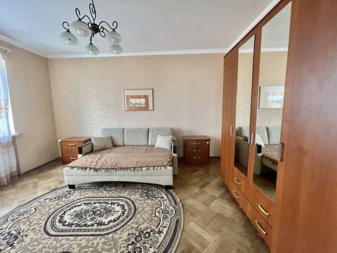 Сдается в аренду 2-комнатная квартира 65 кв. м в Львове, ул. Тютюнников